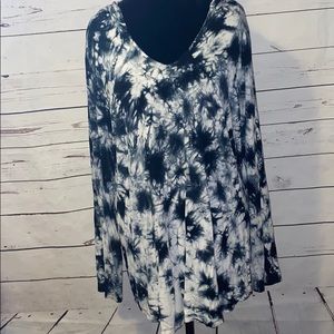 Torrid Tye-dye Long Sleeve Hooded Tunic